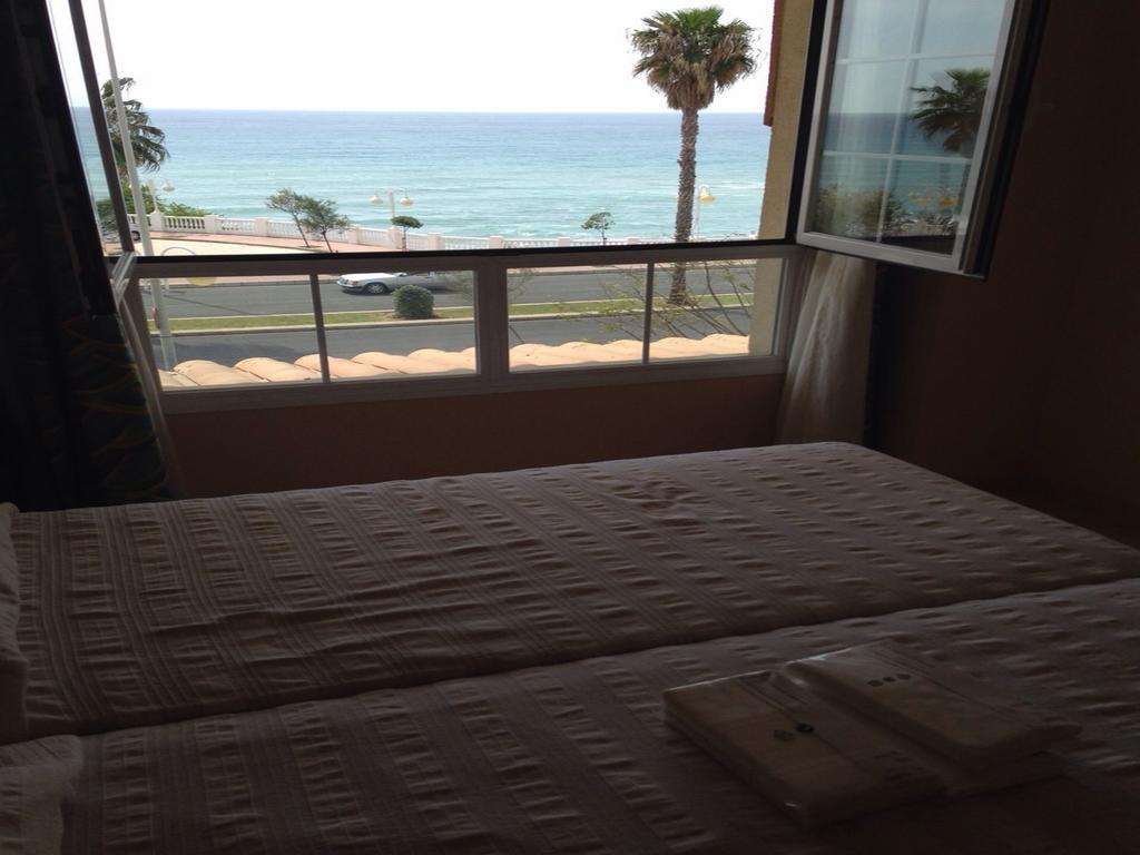 Apartamentos Torreon Del Mar Benalmádena Kamer foto